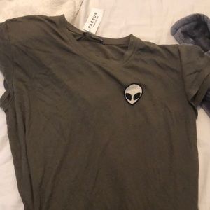 PAC sun green alien logo top
